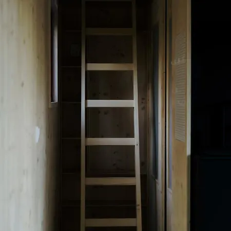 Velíny - červený - Staré Hutě *