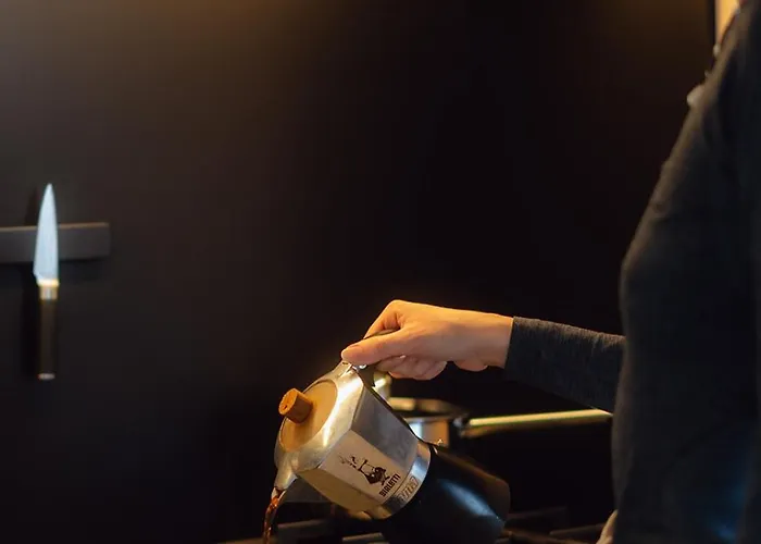 Velíny - červený - Staré Hutě *